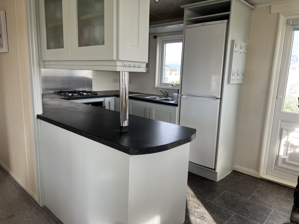 Kitchen Cabinet Makeover