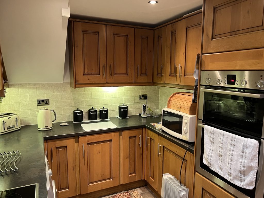 Respray Kitchen Cupboards