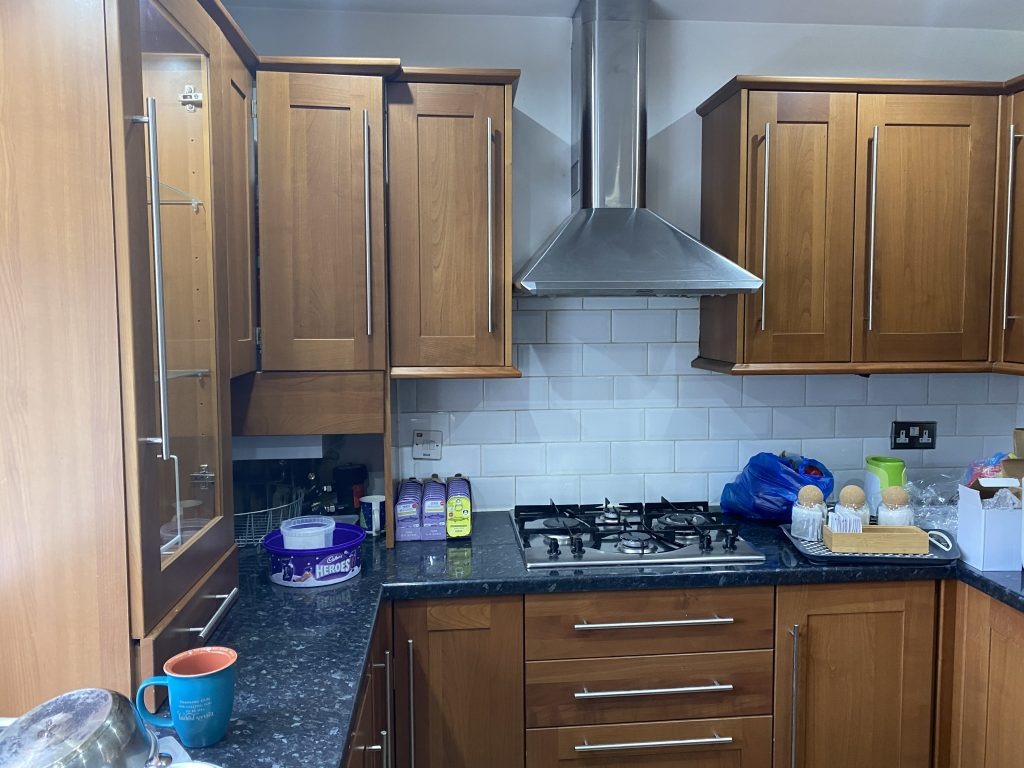 kitchen cupboard paint gloss